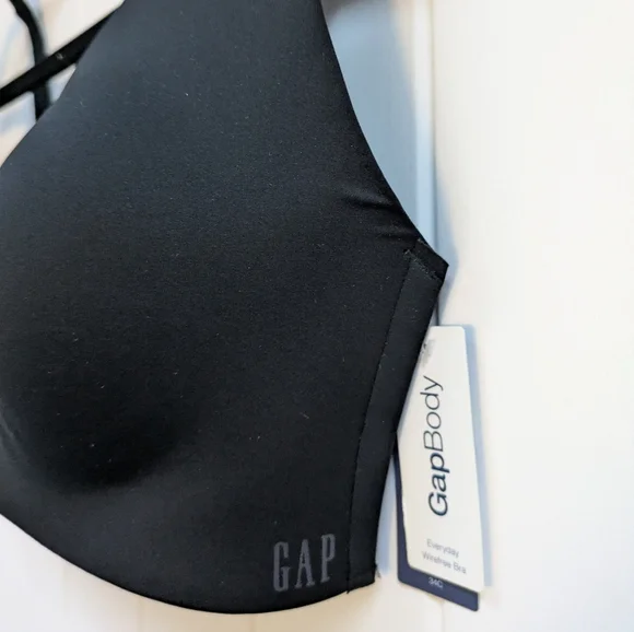 GapBody Everyday Wire-free Black Bra - Picture 2 of 5